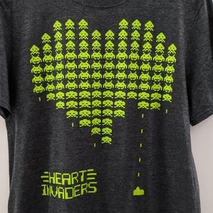 NWOT Space Invaders Game Heart Invaders Tshirt